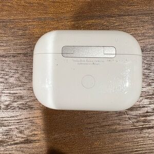 Apple AirPods Gen 2 Case in White. CASE ONLY!